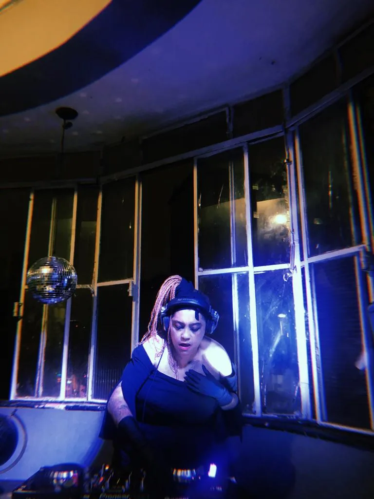 OVERDOSE I: A House no Brasil pela visão da DJ Dany Bany