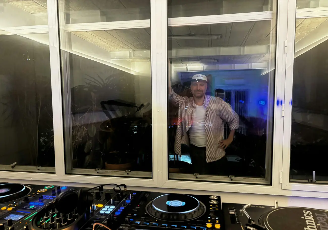 Bora FM