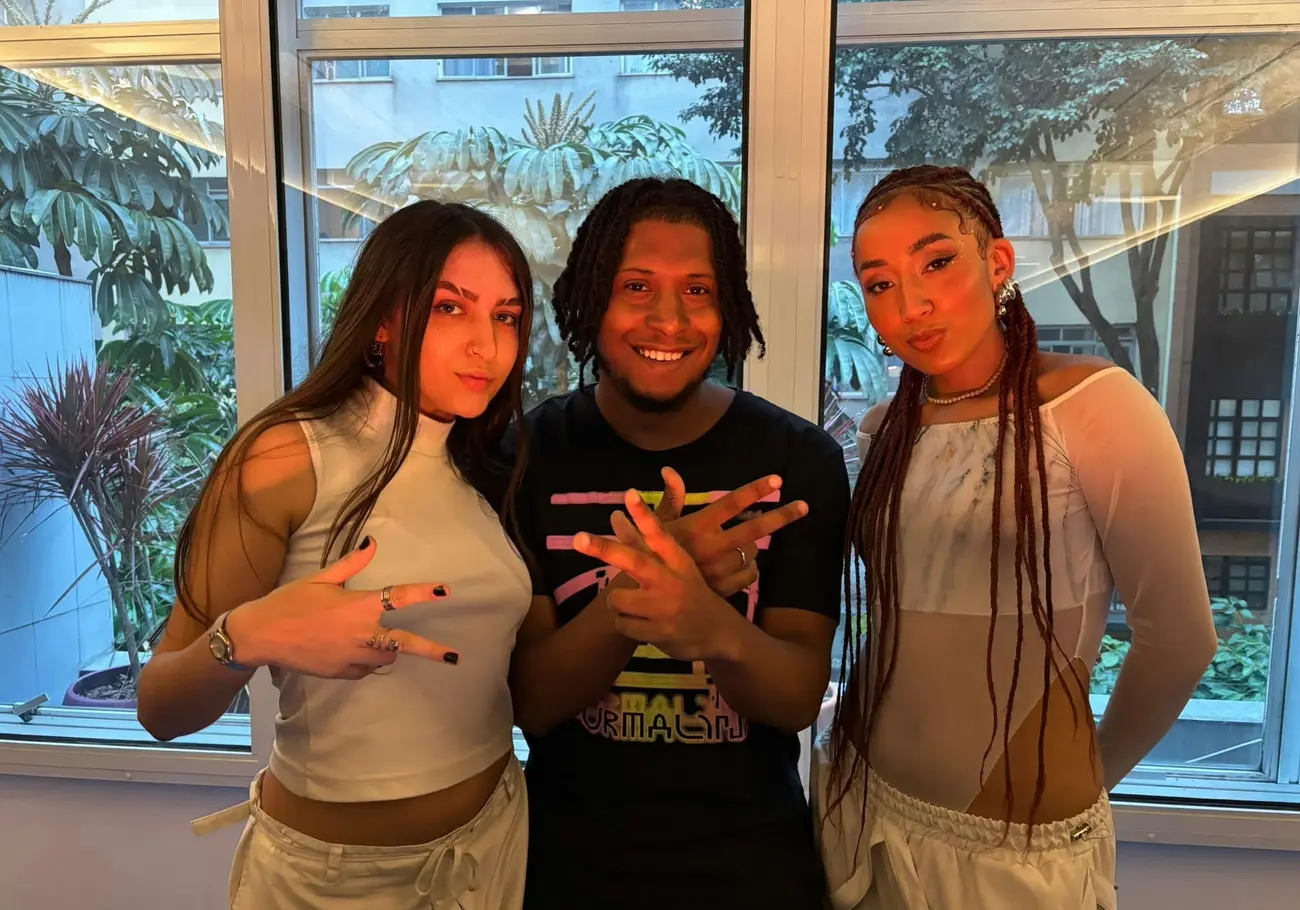 Ak1n ft. KIDDO & CRYSTALYE