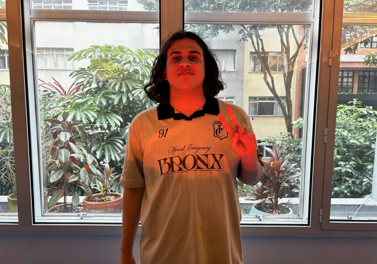 Outra Vision Radio