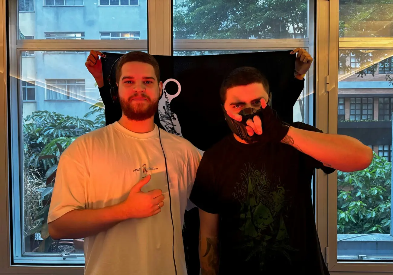 SUBMENTAL TAKEOVER – KUROZAKI B2B PALADJNO