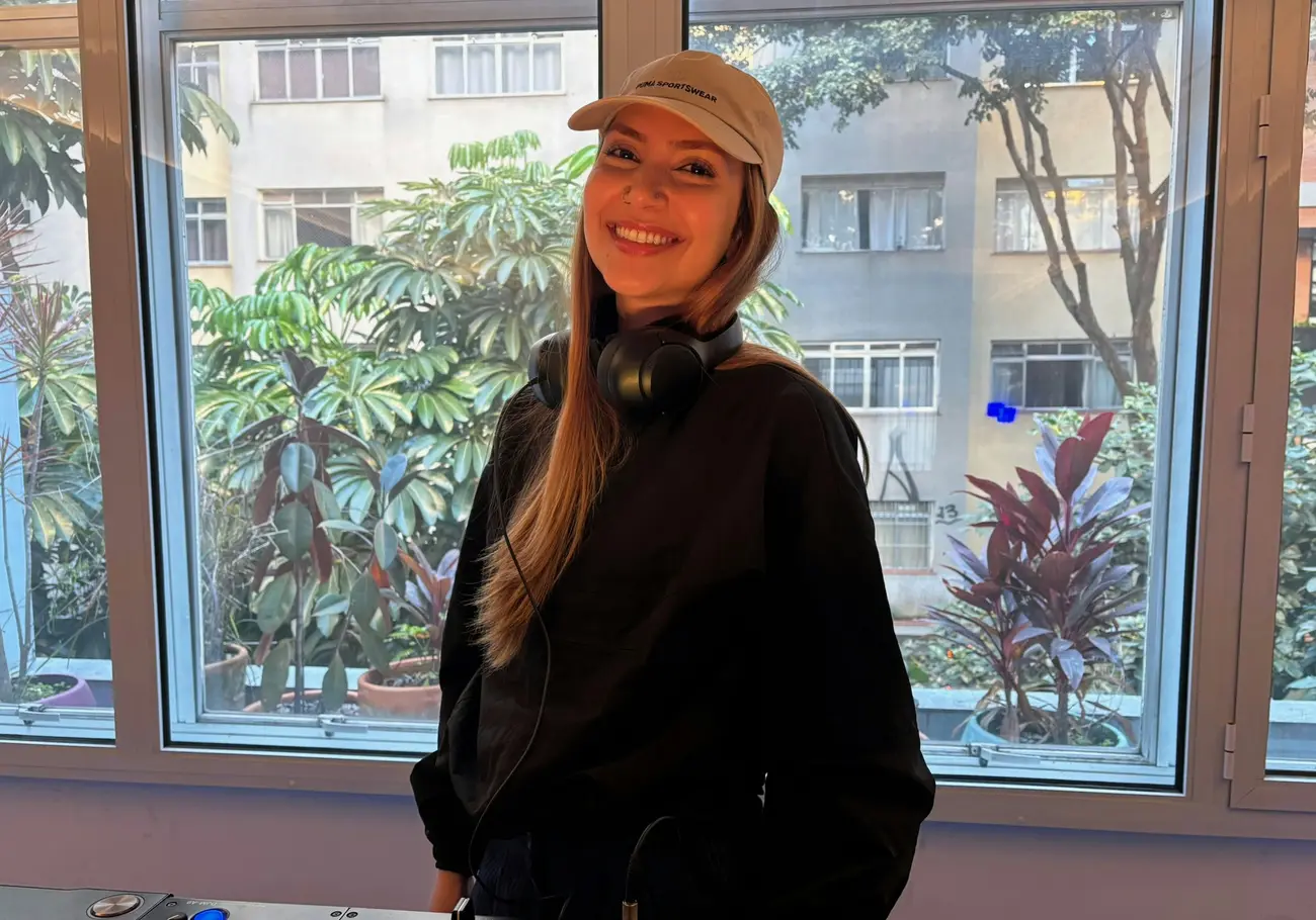 Dev