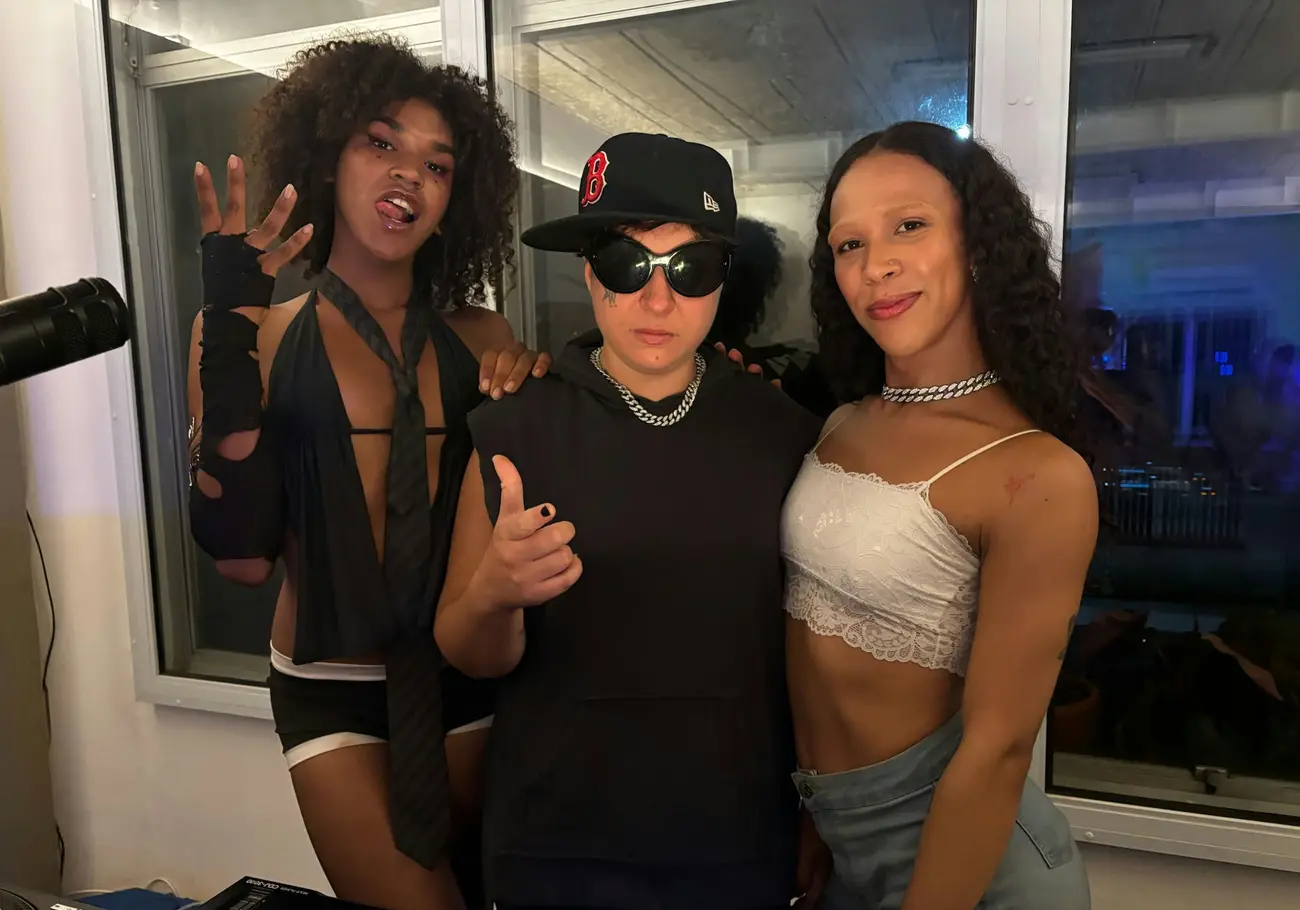 Pujolllll, Maia Caos, MC Afronta