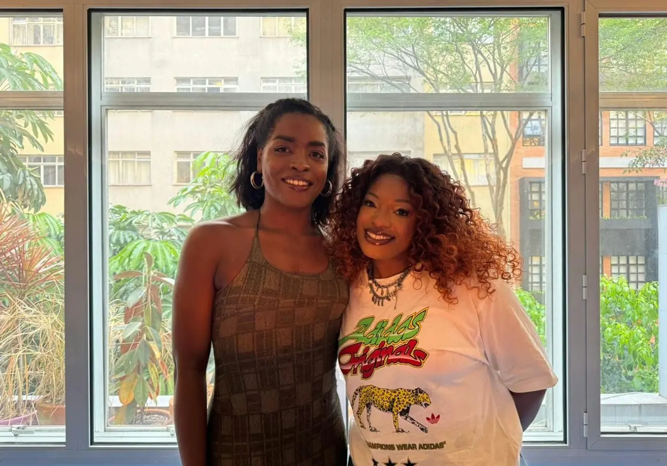 AYA IBEJI B2B UNIIQU3